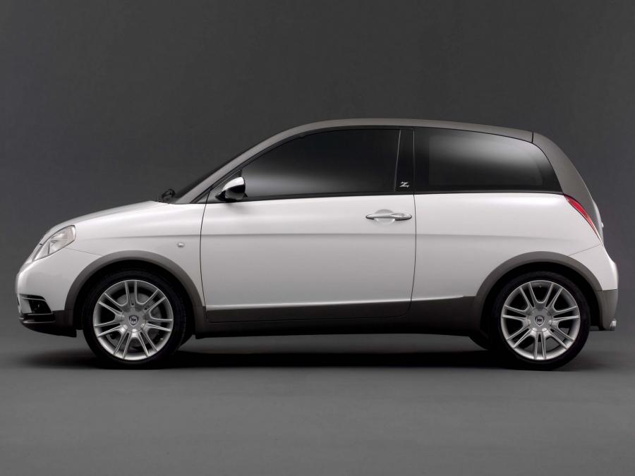  Lancia Ypsilon Sport Concept 2005 года  (фото 10 из 11)
